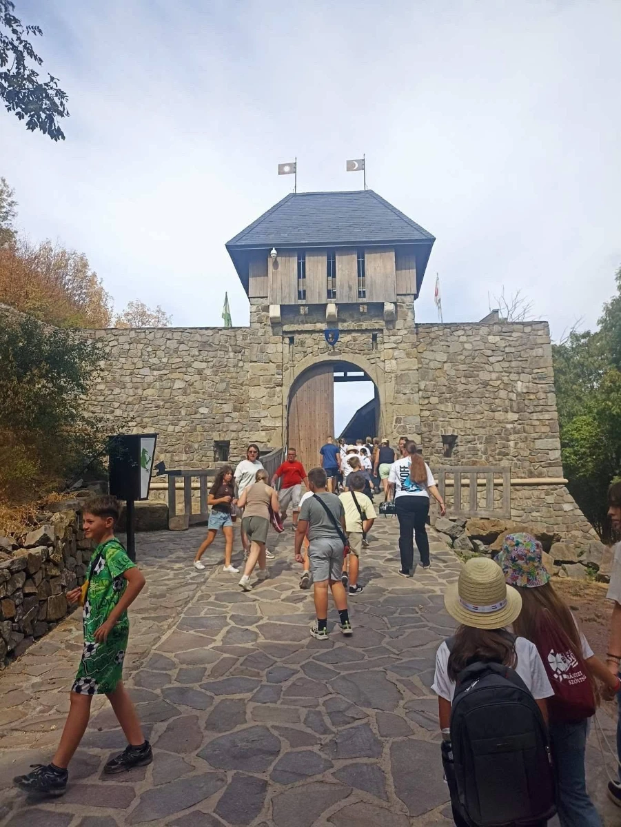 Діти Героїв України та військових відпочили за кордоном 