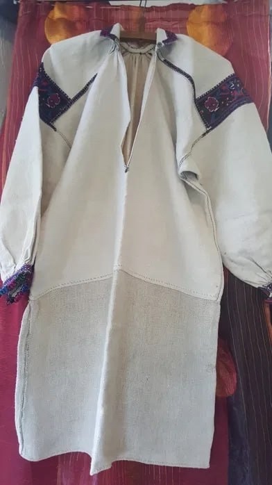 Сорочка з підтичками