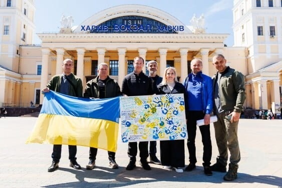 Організатори поїздки для дітей