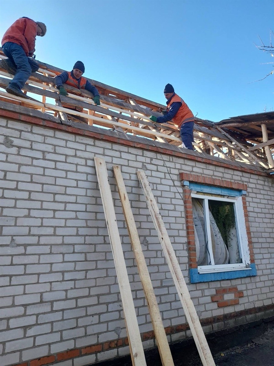 Ліквідація наслідків обстрілу у Великобурлуцькій громаді