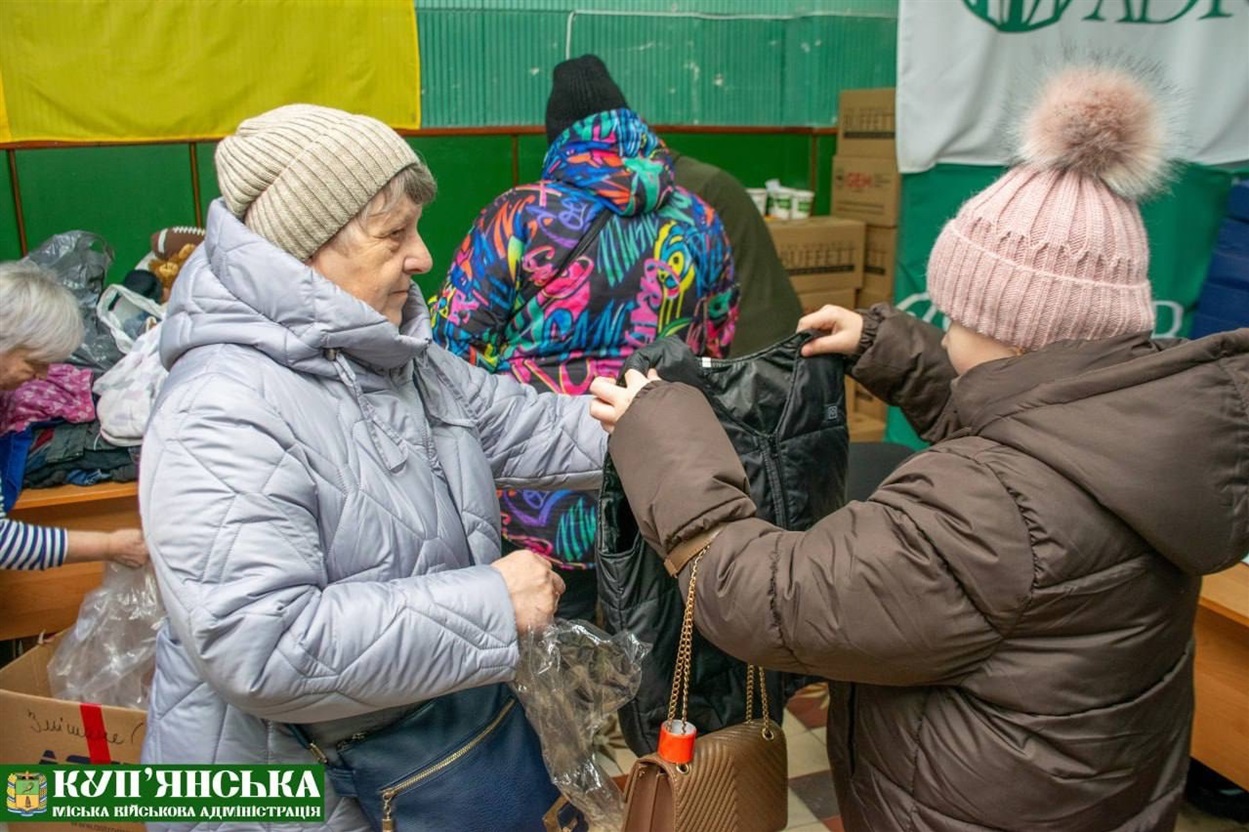 Отримання жилетів від БФ "Global Empowerment Mission" (GEM)