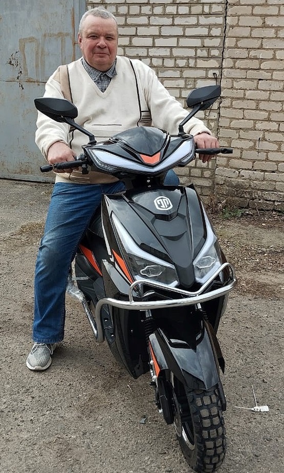 Отриманий електроскутер