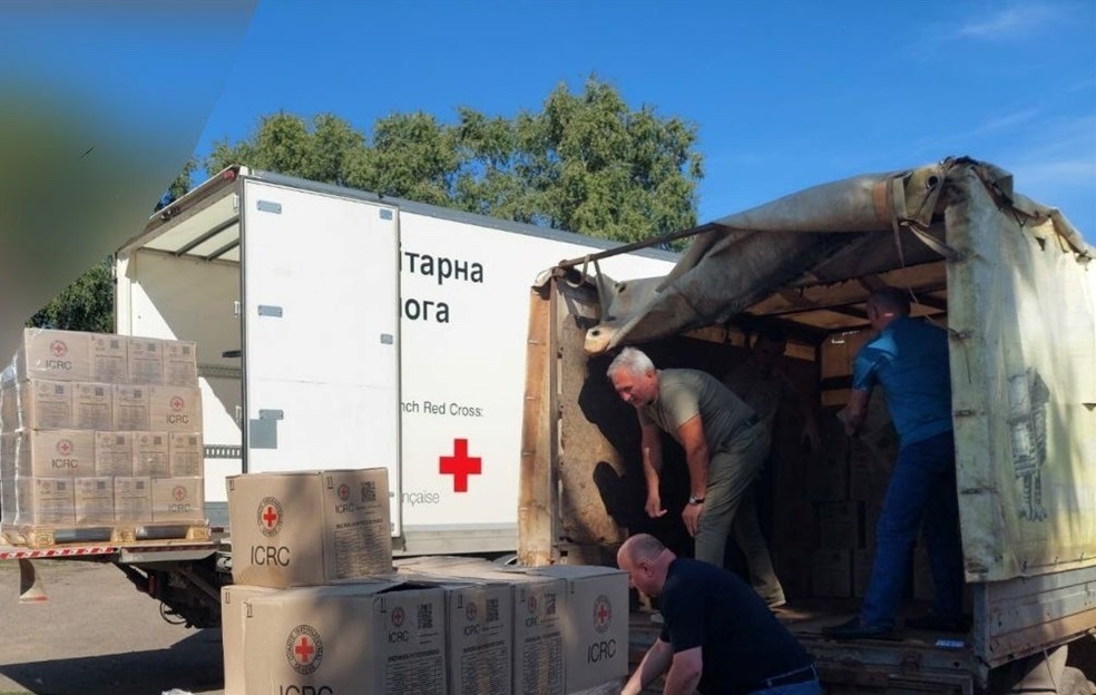 Жител/і/ьки Петропавлівської громади отримали допомогу від Червоного Хреста