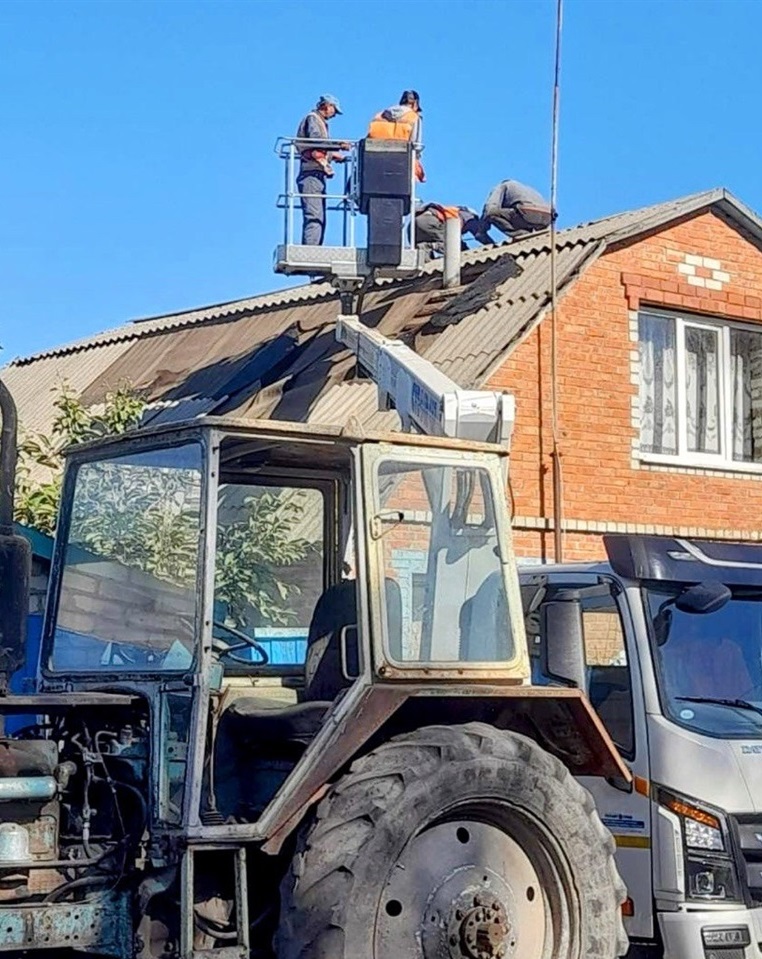 Ліквідація наслідків обстрілу у Великобурлуцькій громаді