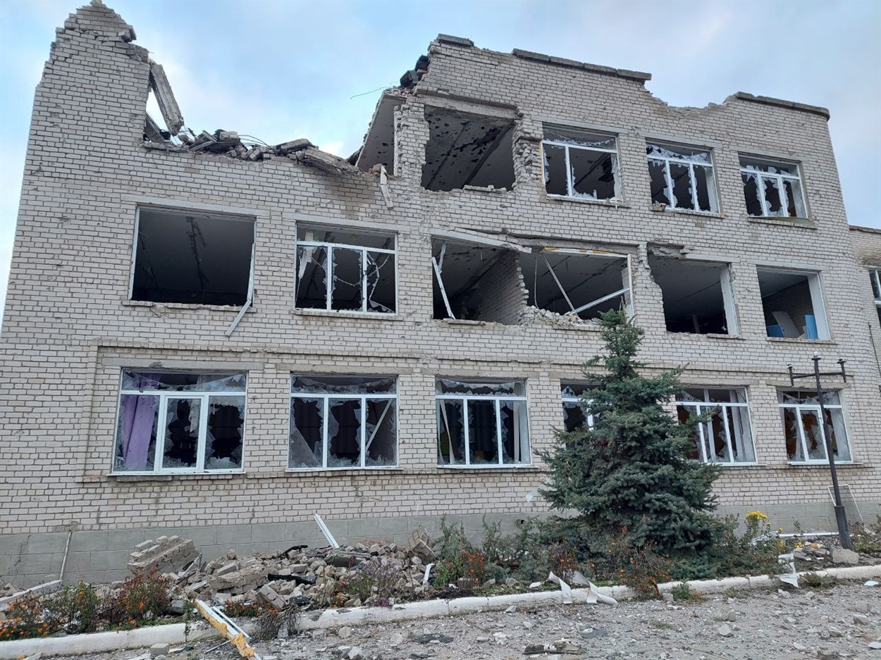 Зруйновані заклади освіти у Петропавлівській громаді