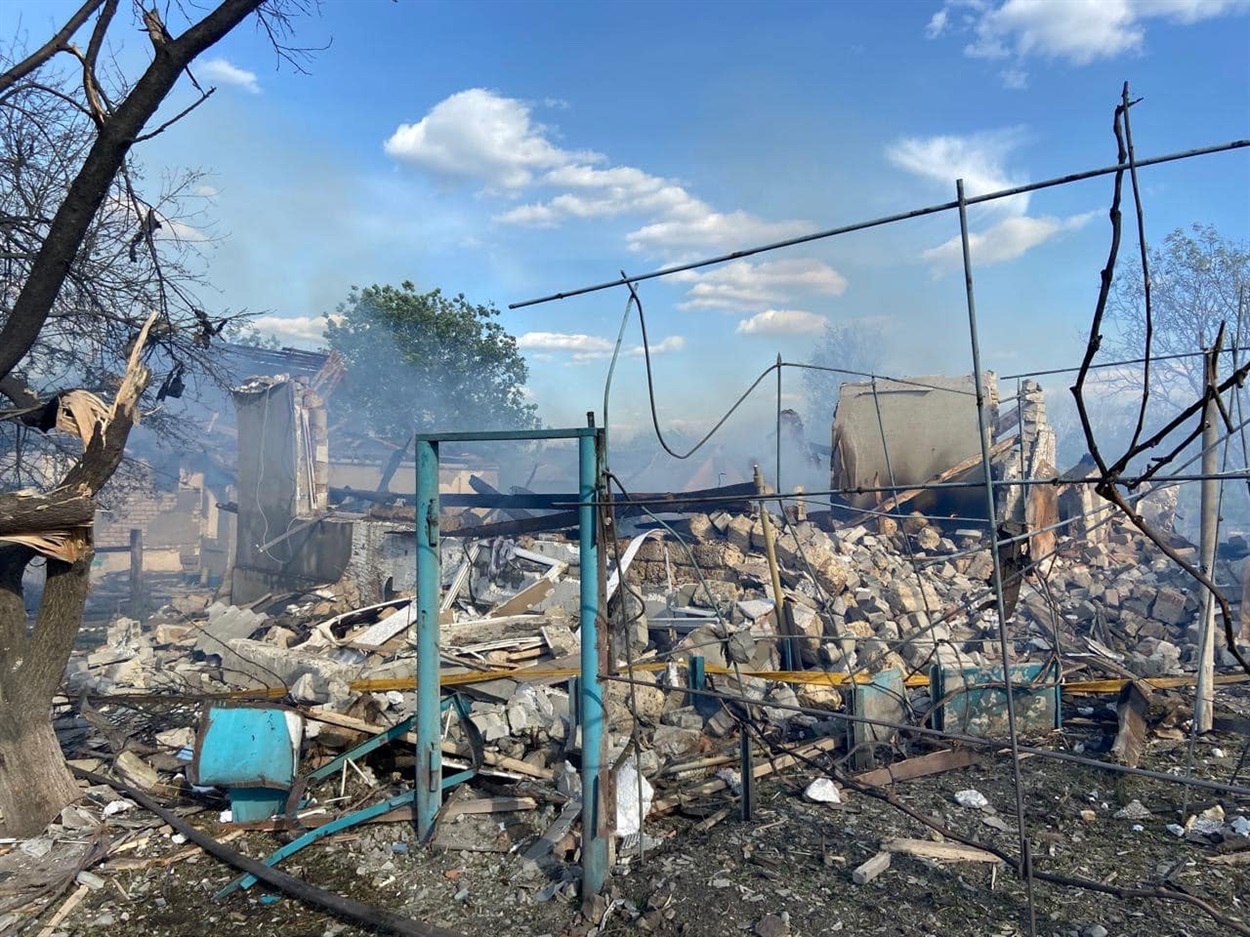 Наслідки авіаудару по Моначинівці