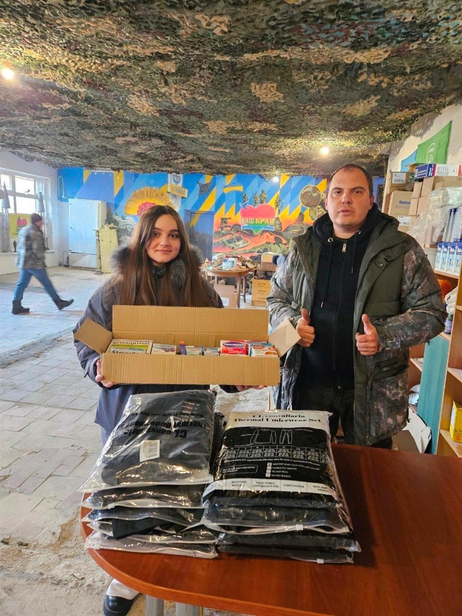 Колектив КЗОЗ " Куп'янський медичний фаховий коледж ім. Марії Шкарлетової" ХОР,  за ініціативи студентської ради,  разом з БФ "Наш край" провели збір до Дня Збройних Сил України. 