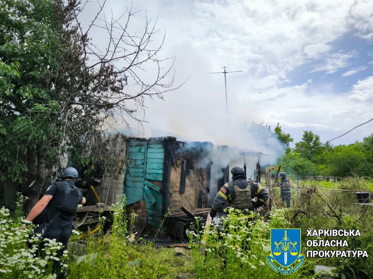 Наслідки обстрілу.Ілюстративні фото