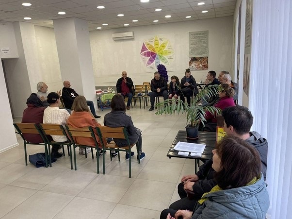 Психологи допомагали людям прийти до тями