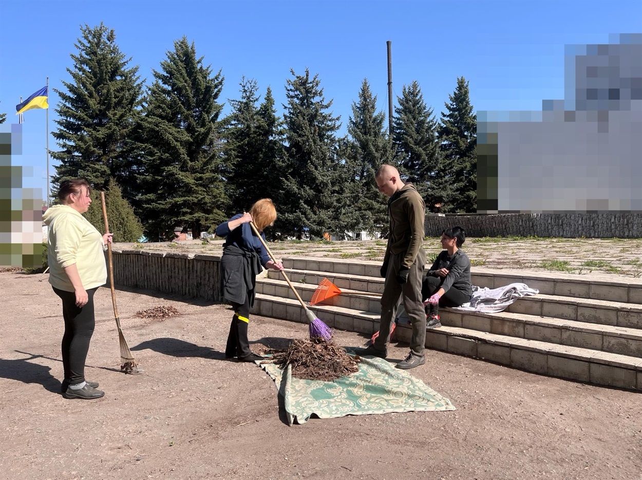 Акція "За чисте довкілля" у Великобурлуцькій громаді