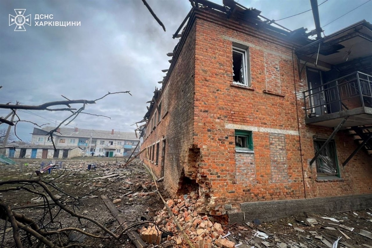 Наслідки обстрілу у Великому Бурлуці