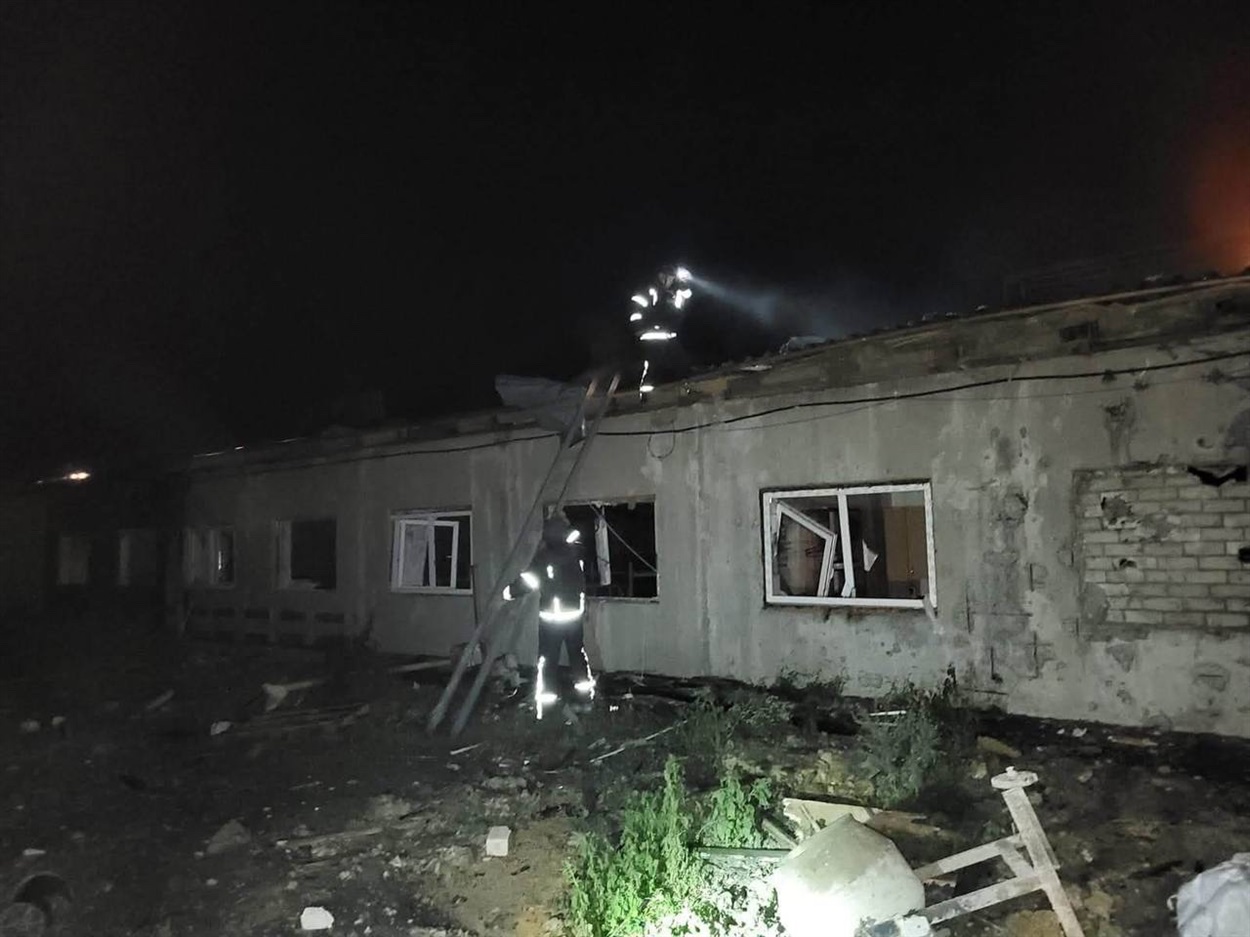 Наслідки обстрілу у селі Василенкове
