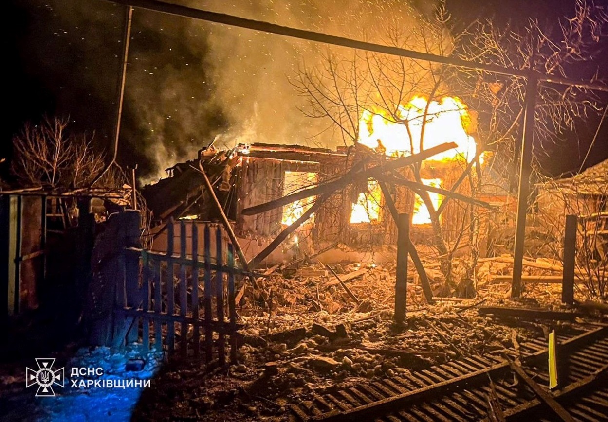 Наслідки ворожих обстрілів у Великому Бурлуці